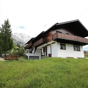 Apartment Overlooking The Dolomites, Cortina d'Ampezzo