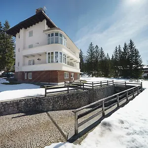 Apartment Tullia - Stayincortina, Cortina d'Ampezzo